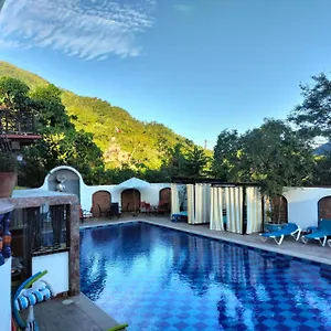 amaria-villas.hotelspuertovallarta.org/